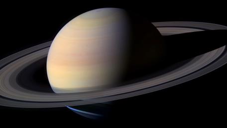 Majestic Saturn in 4K Splendor wallpaper