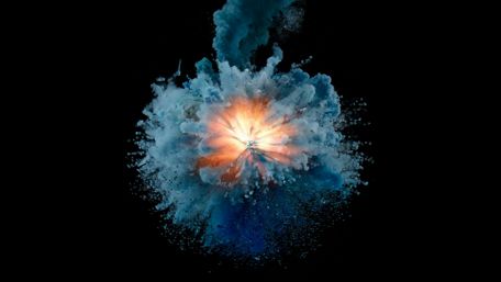Explosive Radiance in Darkness wallpaper