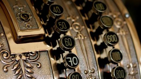 Vintage Cash Register Close-Up Artistry wallpaper