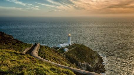 Guiding Light on the Seashore wallpaper