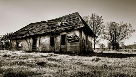 Forgotten Abode in Time and Ruin wallpaper