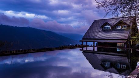 Tranquil Cottage by Infinity Pool wallpaper