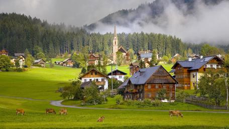 Idyllic Gosau Village in Austria wallpaper