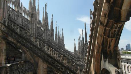 Stunning View of Milan Cathedral Architecture wallpaper