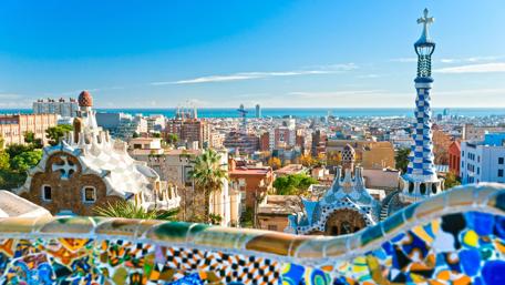 Stunning View of Barcelona from Park Güell wallpaper