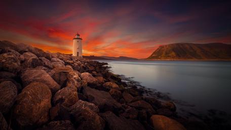 Twilight Serenity by the Lighthouse wallpaper