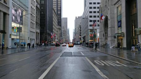 Busy Day on New York Street wallpaper