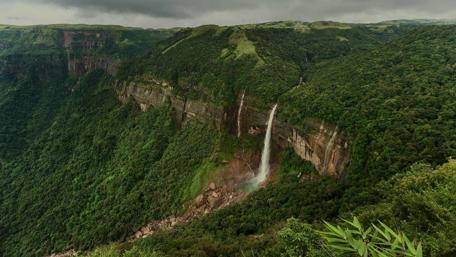 Nohkalikai Falls Amidst Lush Greenery wallpaper