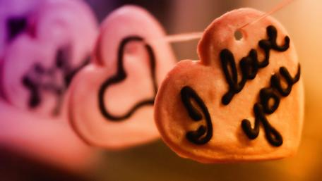 Sweet Love Cookies for Romantic Moments wallpaper