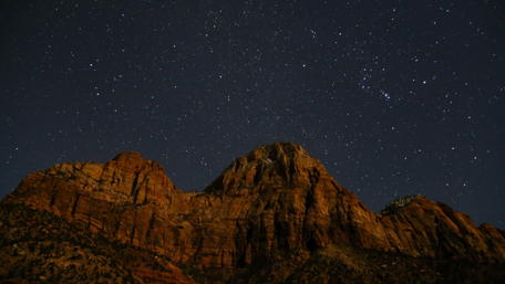 Starlit Desert Majesty wallpaper