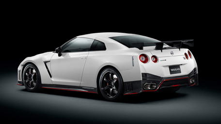 Nissan GTR Rear View Excellence wallpaper