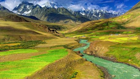 Breathtaking Spring Valley Landscape with River and Mountains wallpaper
