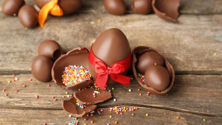 Easter Chocolate Eggs with Sprinkles wallpaper