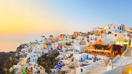 Santorini Evening Splendor wallpaper
