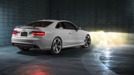 Sleek Audi RS5 in Dynamic Setting wallpaper