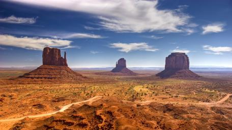 Monument Valley - Navajo Tribal Park wallpaper