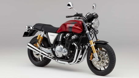 Classic Honda Motorcycle Elegance and Performance wallpaper
