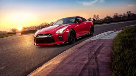 Stunning Nissan GTR at Sunset wallpaper
