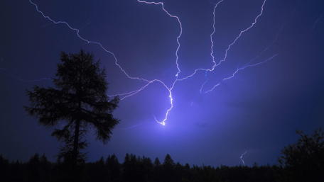 Dramatic Night Lightning Display in Nature wallpaper