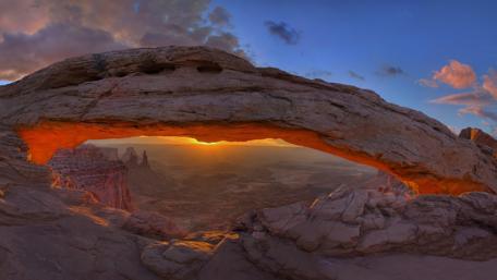 Mesa Arch (Canyonlands National Park) wallpaper