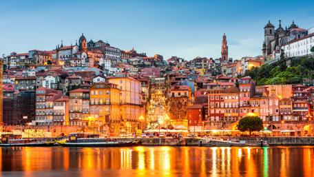 Douro River panorama of Vila Nova de Gaia, Porto, Portugal wallpaper