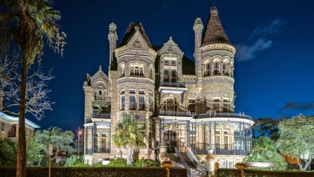 Majestic Castle of Galveston at Night wallpaper