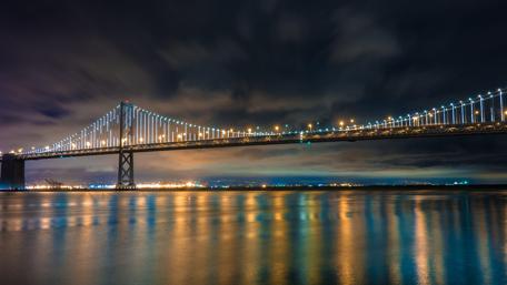 Golden Gate Bridge Illuminated at Night wallpaper