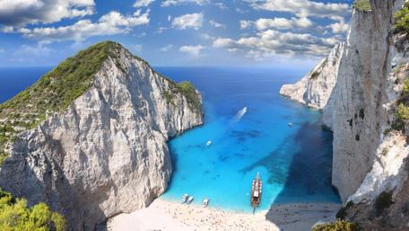Breathtaking Beach Paradise in Greece wallpaper
