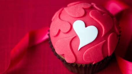 Sweet Heartfelt Cupcake Wallpaper wallpaper