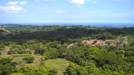Lush Green Landscapes of Comalapa wallpaper
