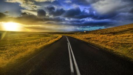 Endless Road to the Horizon wallpaper