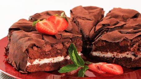Decadent Chocolate Strawberry Gateau wallpaper