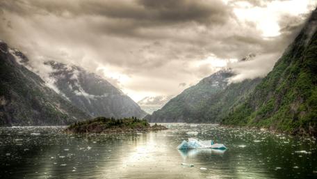Tranquil Beauty of Tracy Arm Fjord wallpaper
