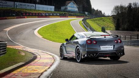 Ultimate JDM Racing Nissan GT-R R35 wallpaper