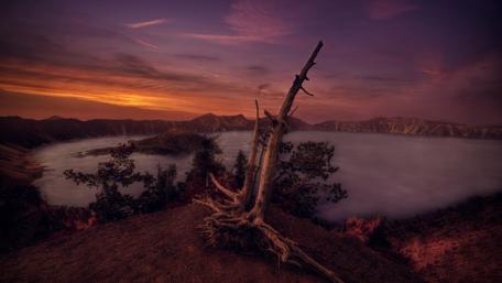 Stunning Sunset Over Crater Lake National Park wallpaper