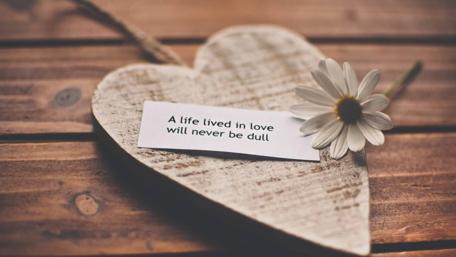 Heartfelt Inspirations for a Life in Love wallpaper