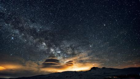 Starry Night Over Mount Aragats wallpaper