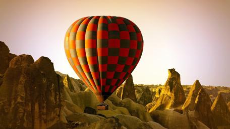 Adventure Awaits with a Hot Air Balloon Experience wallpaper