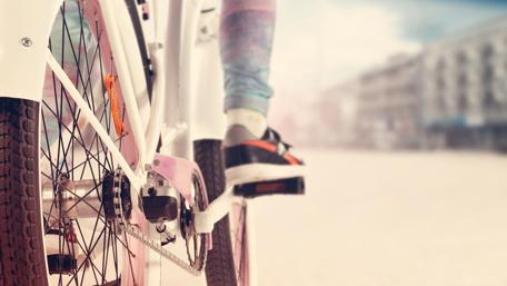 Retro Cycling Vibes for Relaxation and Fun wallpaper