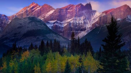 Majestic Mountain Sunrise wallpaper