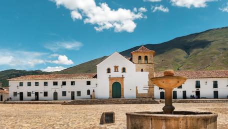 Charming Colombian Mountain Townscape wallpaper
