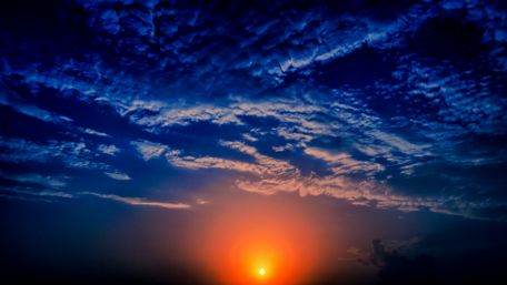 Serenade of the Evening Sky wallpaper