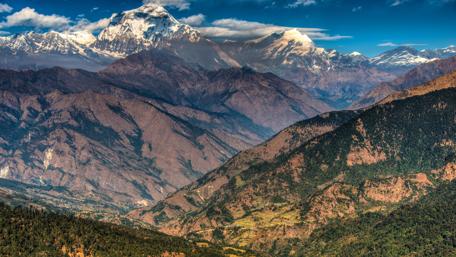 Majestic Mountain Landscape at Dawn wallpaper