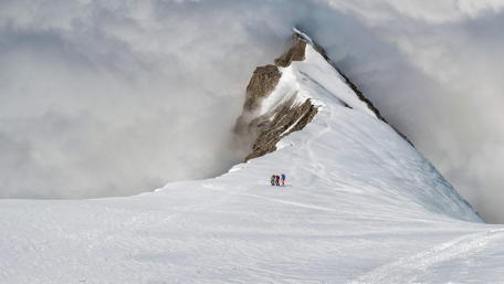 Icy Mountain Adventure wallpaper