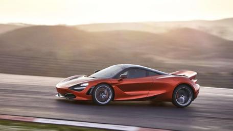Sunset Drive with the 2017 McLaren 720S wallpaper