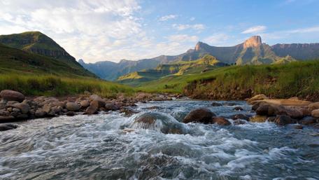 Drakensberg Serenity Rivers and Peaks wallpaper