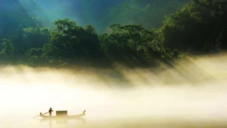 Sailing Through Sunlit Serenity wallpaper