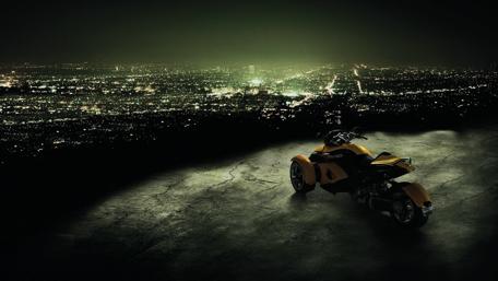 Urban Night Ride wallpaper