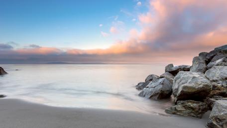 Tranquil Shoreline Serenity wallpaper