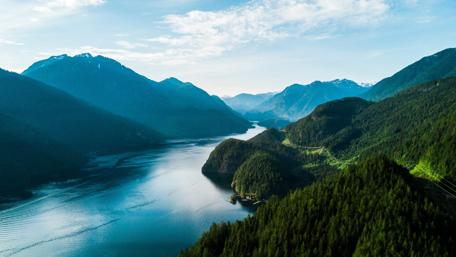 Serene Mountain River Landscape wallpaper
